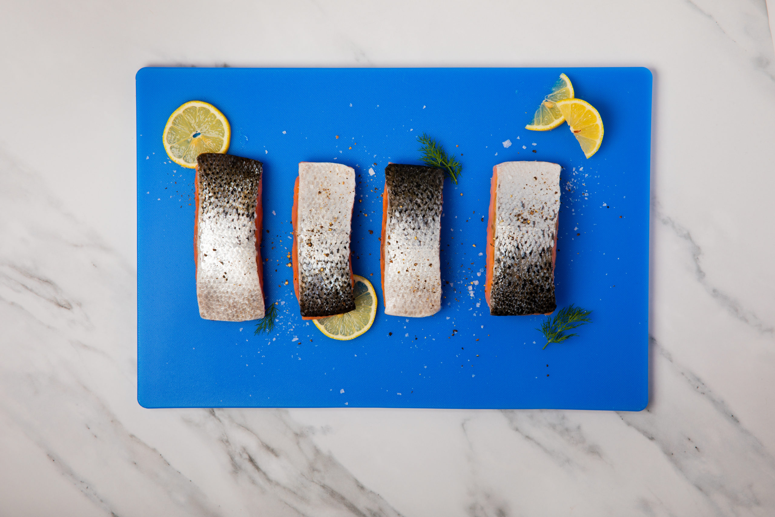 Healthy salmon preparation with lemons